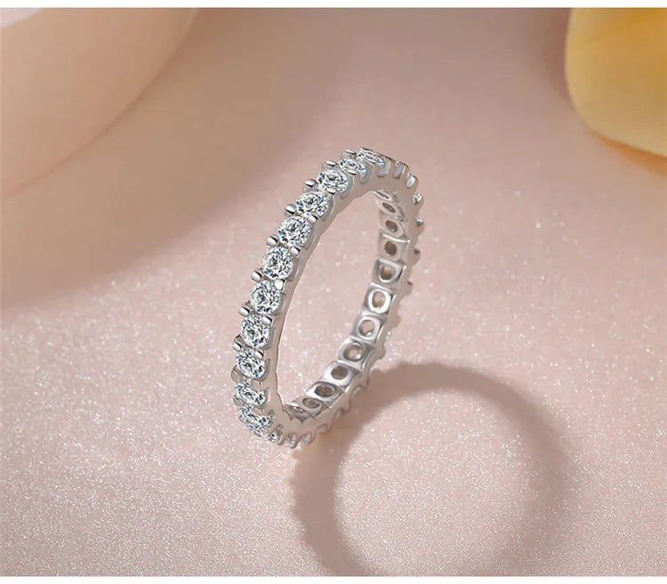 Silver Ring för Kvinnor – Cubic Zirconia med Diamantdesign