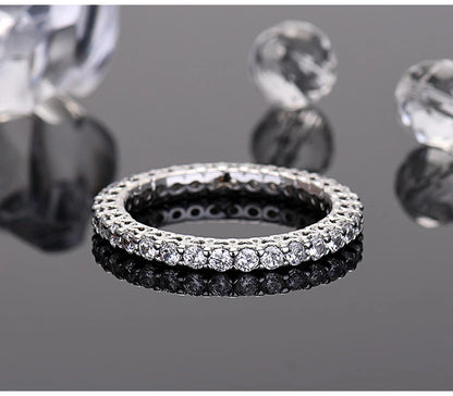 Silver Ring för Kvinnor – Cubic Zirconia med Diamantdesign