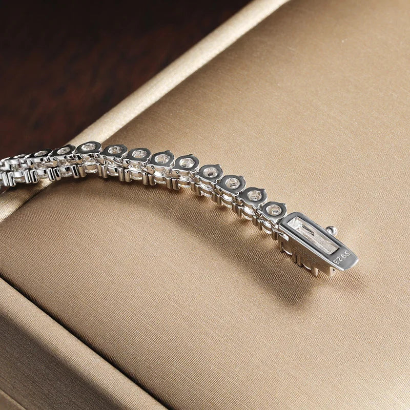 Luxury Moissanite Halsband med 925 Sterling Silver och 18K Vit Guld